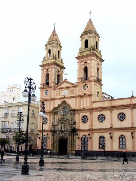 Андалусия-4: Севилья, Кармона, Эсиха, хересный треугольник и кадисский меридиан (часть 5)