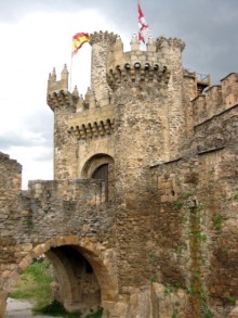 Наш "путь Сантьяго" (от Мадрида до Компостелы). ПОНФЕРРАДА.