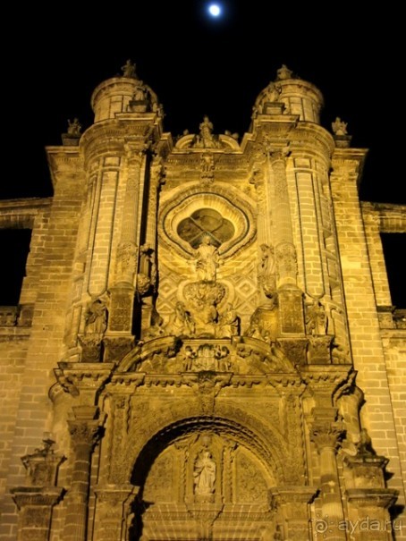 Андалусия-4: Севилья, Кармона, Эсиха, хересный треугольник и кадисский меридиан (часть 3)