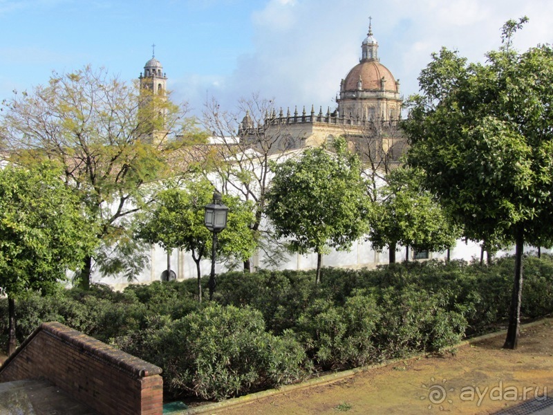 Андалусия-4: Севилья, Кармона, Эсиха, хересный треугольник и кадисский меридиан (часть 3)