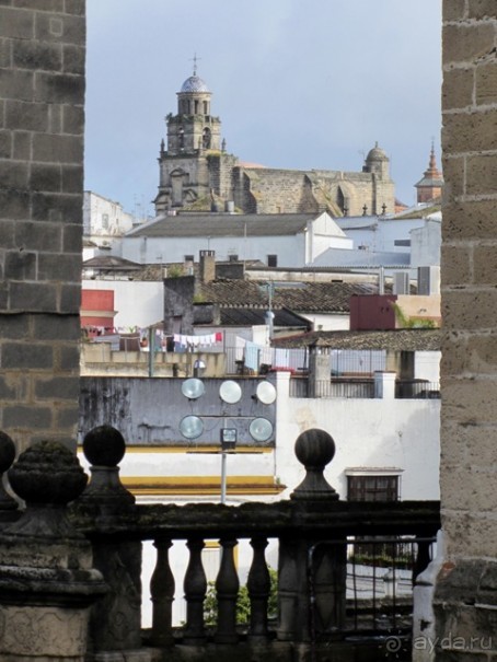 Андалусия-4: Севилья, Кармона, Эсиха, хересный треугольник и кадисский меридиан (часть 3)