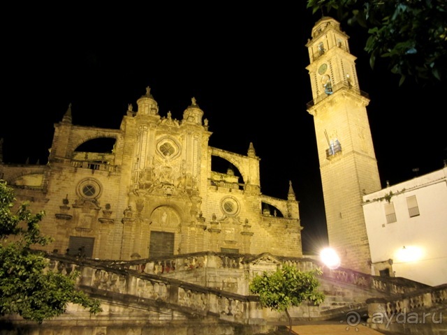 Андалусия-4: Севилья, Кармона, Эсиха, хересный треугольник и кадисский меридиан (часть 3)