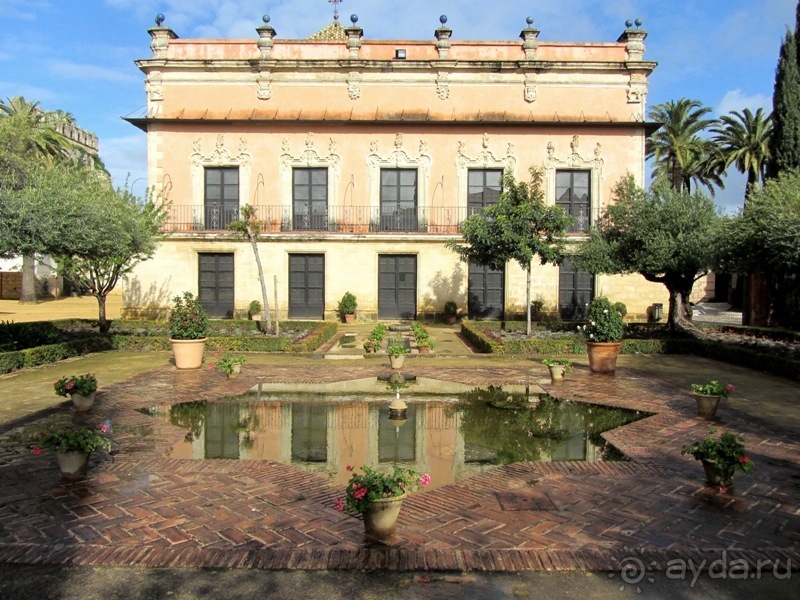 Андалусия-4: Севилья, Кармона, Эсиха, хересный треугольник и кадисский меридиан (часть 3)