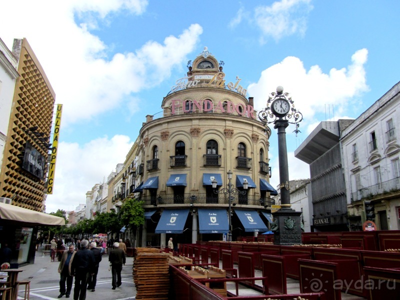 Андалусия-4: Севилья, Кармона, Эсиха, хересный треугольник и кадисский меридиан (часть 3)