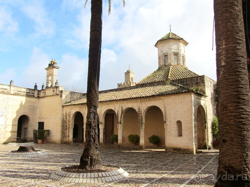 Андалусия-4: Севилья, Кармона, Эсиха, хересный треугольник и кадисский меридиан (часть 3)