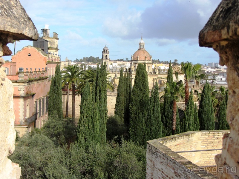 Андалусия-4: Севилья, Кармона, Эсиха, хересный треугольник и кадисский меридиан (часть 3)