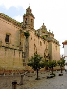 Андалусия-4: Севилья, Кармона, Эсиха, хересный треугольник и кадисский меридиан (часть 2)