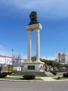 Андалусия-4: Севилья, Кармона, Эсиха, хересный треугольник и кадисский меридиан (часть 2)