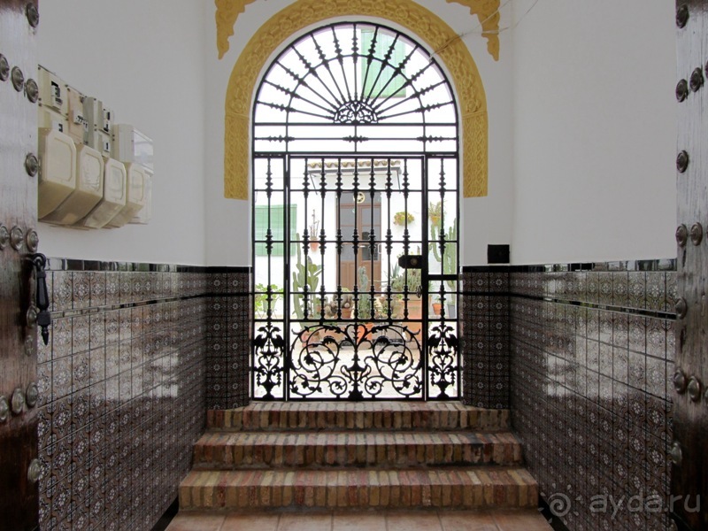 Андалусия-4: Севилья, Кармона, Эсиха, хересный треугольник и кадисский меридиан (часть 2)