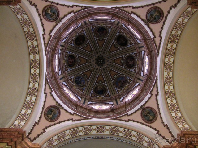 Андалусия-4: Севилья, Кармона, Эсиха, хересный треугольник и кадисский меридиан (часть 2)