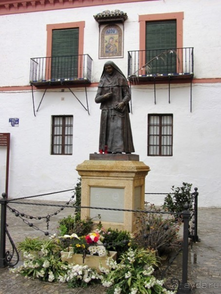 Андалусия-4: Севилья, Кармона, Эсиха, хересный треугольник и кадисский меридиан (часть 2)