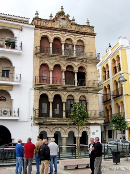 Андалусия-4: Севилья, Кармона, Эсиха, хересный треугольник и кадисский меридиан (часть 2)