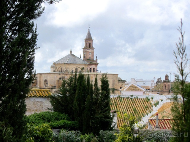 Андалусия-4: Севилья, Кармона, Эсиха, хересный треугольник и кадисский меридиан (часть 2)