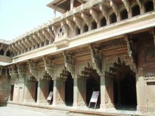 4 угла Золотого треугольника (Агра)