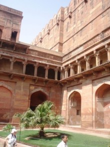 4 угла Золотого треугольника (Агра)