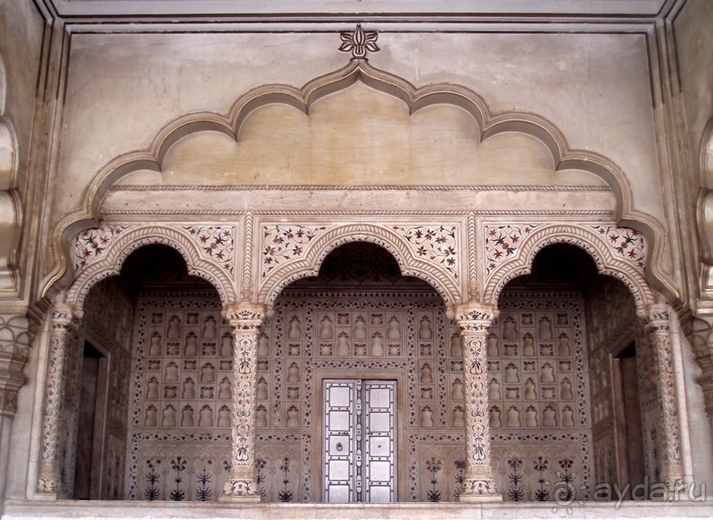 4 угла Золотого треугольника (Агра)