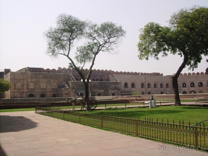 4 угла Золотого треугольника (Агра)