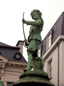 Бельгийские бродилки, пыхтелки и вопилки (с заездом в Маастрихт). Часть 11