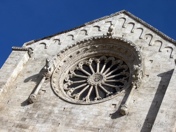 Апулия и Матера – впечатления без погружения. Битонто и ночной Бари