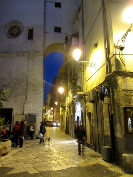 Апулия и Матера – впечатления без погружения. Битонто и ночной Бари