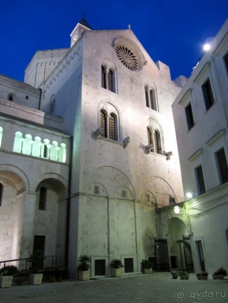 Апулия и Матера – впечатления без погружения. Битонто и ночной Бари