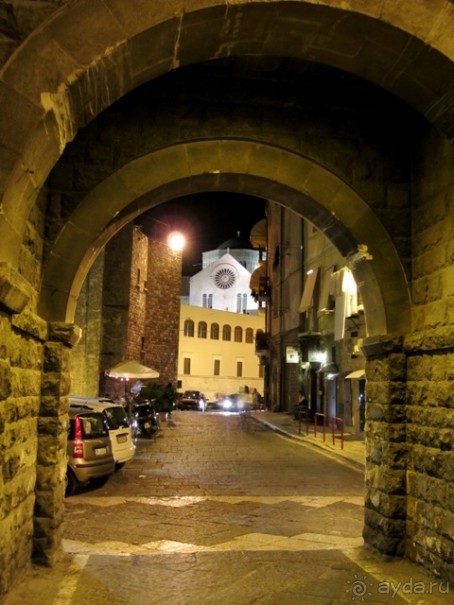 Апулия и Матера – впечатления без погружения. Битонто и ночной Бари