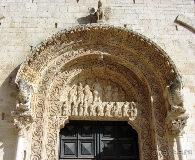 Апулия и Матера – впечатления без погружения. Битонто и ночной Бари