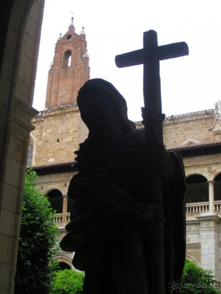 Наш "путь Сантьяго" (от Мадрида до Компостелы). ЛЕОН.