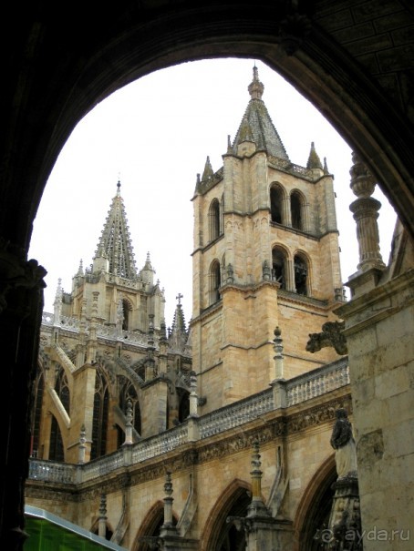 Наш "путь Сантьяго" (от Мадрида до Компостелы). ЛЕОН.