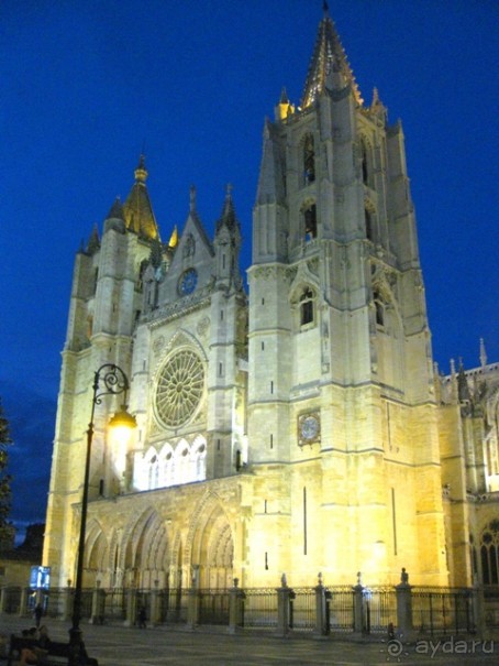 Наш "путь Сантьяго" (от Мадрида до Компостелы). ЛЕОН.