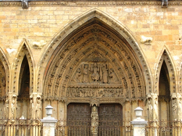 Наш "путь Сантьяго" (от Мадрида до Компостелы). ЛЕОН.