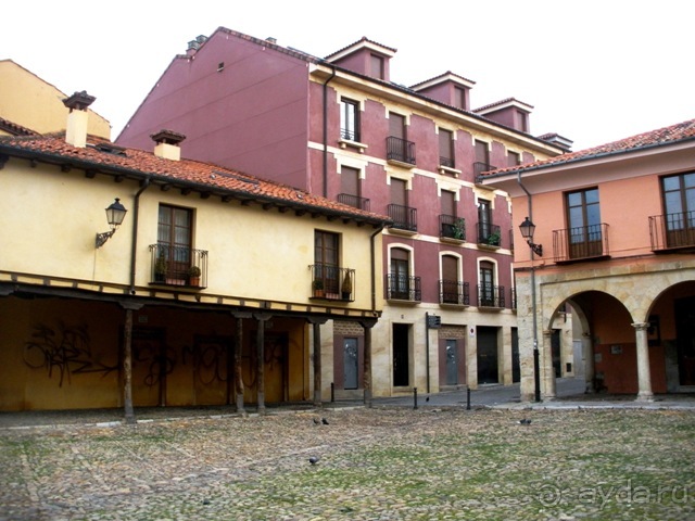 Наш "путь Сантьяго" (от Мадрида до Компостелы). ЛЕОН.