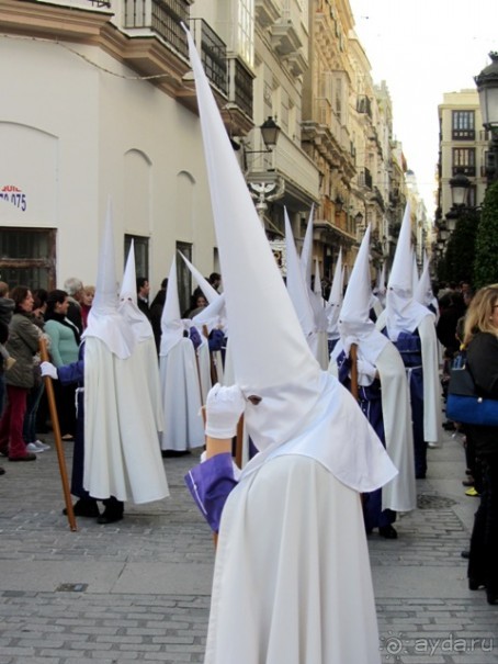 Андалусия-4: Севилья, Кармона, Эсиха, хересный треугольник и кадисский меридиан (часть 6)