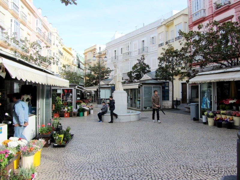 Андалусия-4: Севилья, Кармона, Эсиха, хересный треугольник и кадисский меридиан (часть 6) Андалусия-4: Севилья, Кармона, Эсиха, хересный треугольник и кадисский меридиан (часть 6)