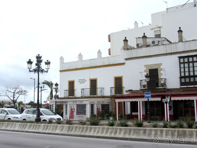 Андалусия-4: Севилья, Кармона, Эсиха, хересный треугольник и кадисский меридиан (часть 6)