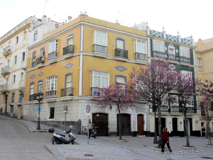 Андалусия-4: Севилья, Кармона, Эсиха, хересный треугольник и кадисский меридиан (часть 6) Андалусия-4: Севилья, Кармона, Эсиха, хересный треугольник и кадисский меридиан (часть 6)