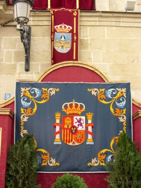 Андалусия-4: Севилья, Кармона, Эсиха, хересный треугольник и кадисский меридиан (часть 6)