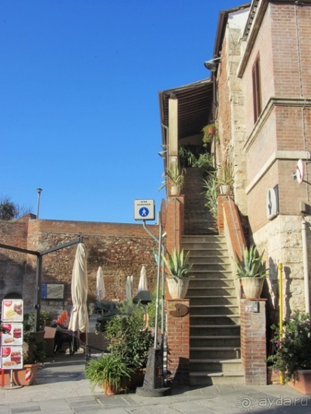 Италия в камне: Рим - Витербо - Гроссето - Питильяно - Сорано ... и опять Рим. Часть 3