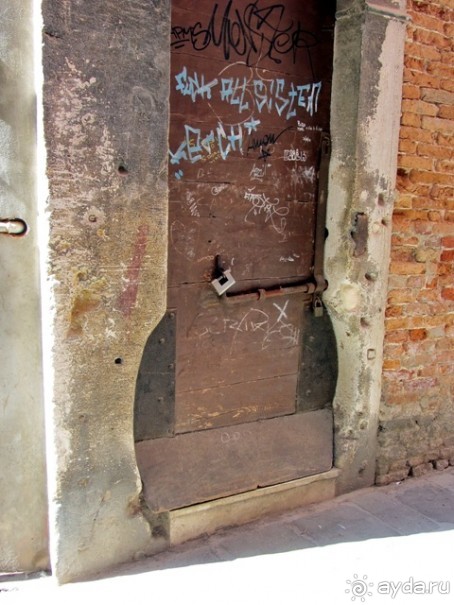 Венеция без стереотипов и Гранд-канала: сухопутные прогулки по Городу на воде. Часть 1/4 Венеция без стереотипов и Гранд-канала: сухопутные прогулки по Городу на воде. Часть 1/4