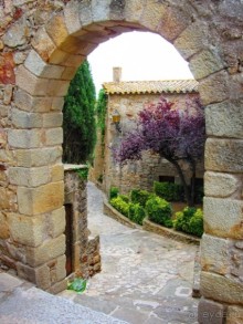 Альбом отзыва "Кольцо мечты: Каталония, Пиренеи и Коста-Брава - по обе стороны границы. Часть 6"