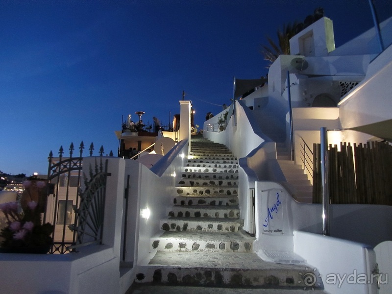 Санторинский кальдероскоп. Белое на голубом. Голубое на белом. Часть 2