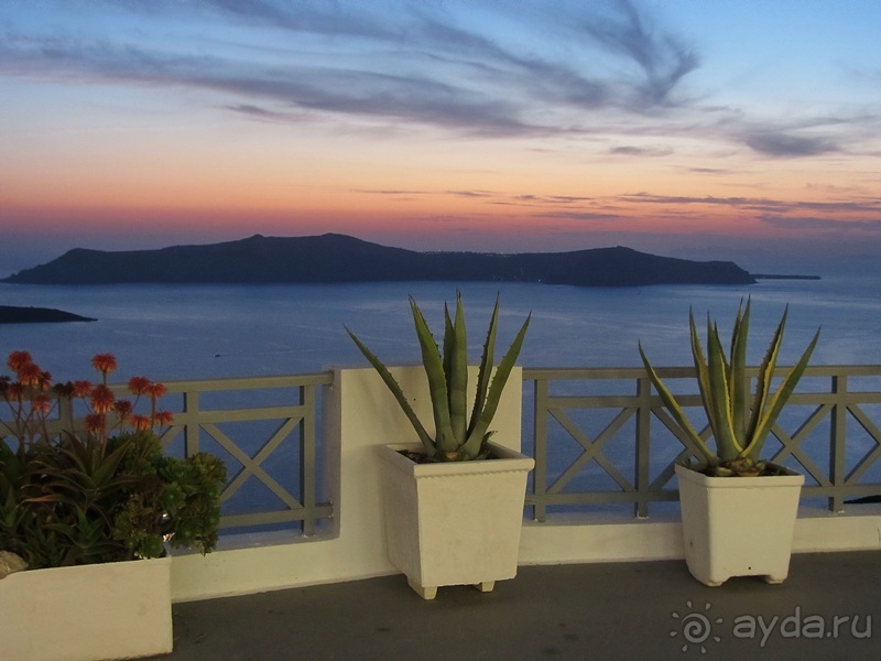 Санторинский кальдероскоп. Белое на голубом. Голубое на белом. Часть 2