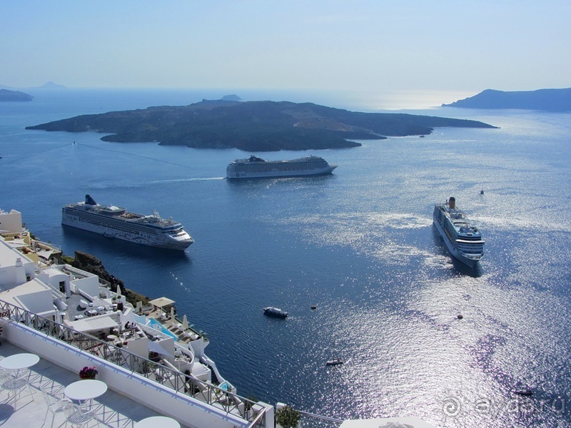 Санторинский кальдероскоп. Белое на голубом. Голубое на белом. Часть 2