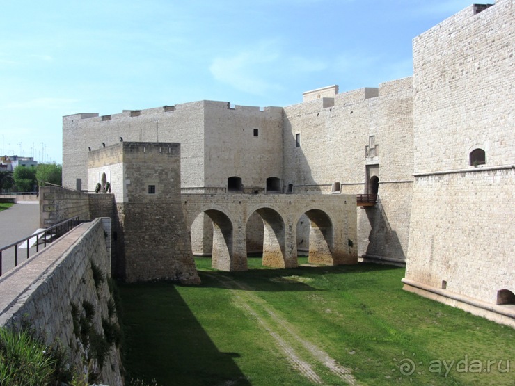 Альбом отзыва "Апулия и Матера – впечатления без погружения. Трани и Барлетта"