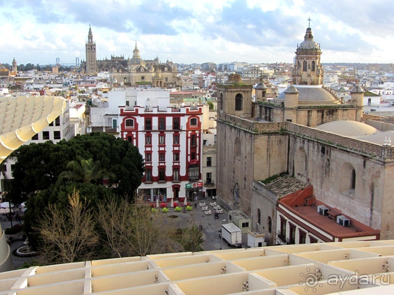 Андалусия-4: Севилья, Кармона, Эсиха, хересный треугольник и кадисский меридиан (часть 1)