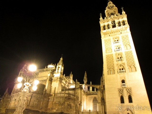 Андалусия-4: Севилья, Кармона, Эсиха, хересный треугольник и кадисский меридиан (часть 1)