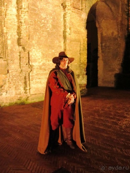 Андалусия-4: Севилья, Кармона, Эсиха, хересный треугольник и кадисский меридиан (часть 1)