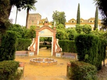 Андалусия-4: Севилья, Кармона, Эсиха, хересный треугольник и кадисский меридиан (часть 1)