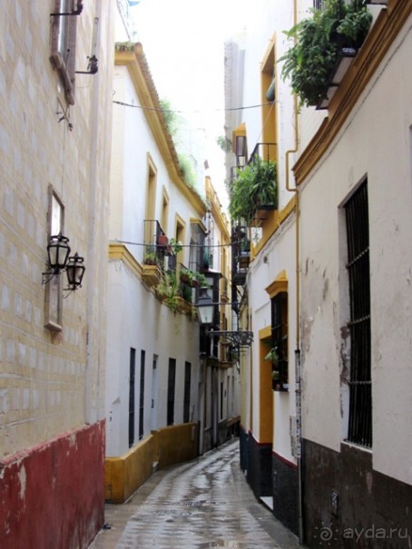 Андалусия-4: Севилья, Кармона, Эсиха, хересный треугольник и кадисский меридиан (часть 1)