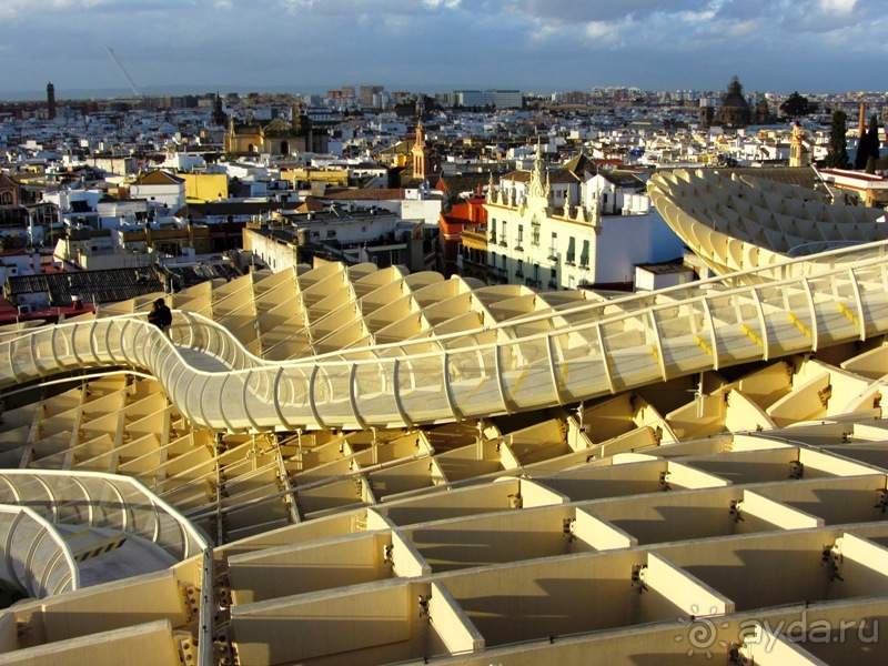 Андалусия-4: Севилья, Кармона, Эсиха, хересный треугольник и кадисский меридиан (часть 1)